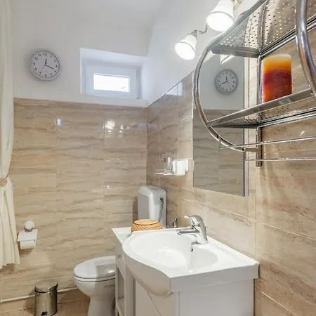 Brasov Centrul Vechi - 67Sqm - 2Min To Counsel Square Apartment Exterior foto