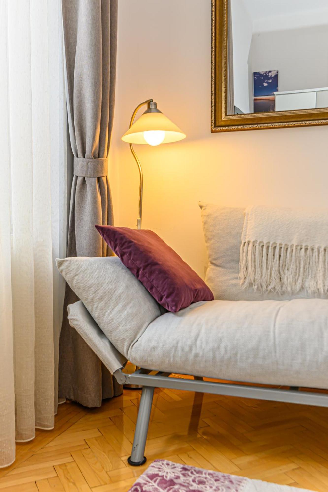 Apartment Centrul Vechi - 67sqm - 2min To Counsel Square *