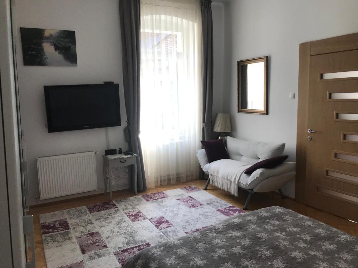 Centrul Vechi - 67sqm - 2min To Counsel Square Brasov
