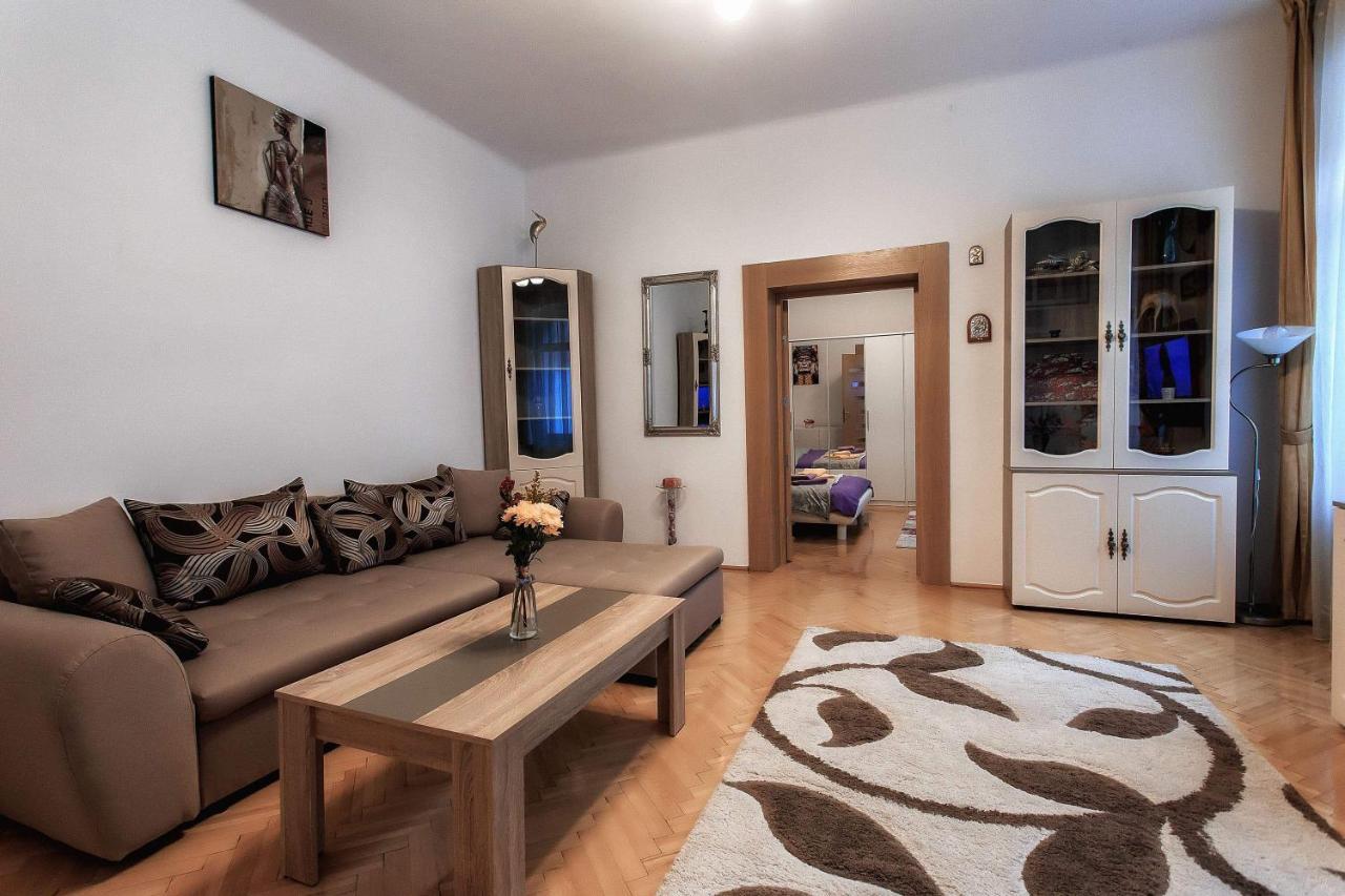 Centrul Vechi - 67sqm - 2min To Counsel Square *